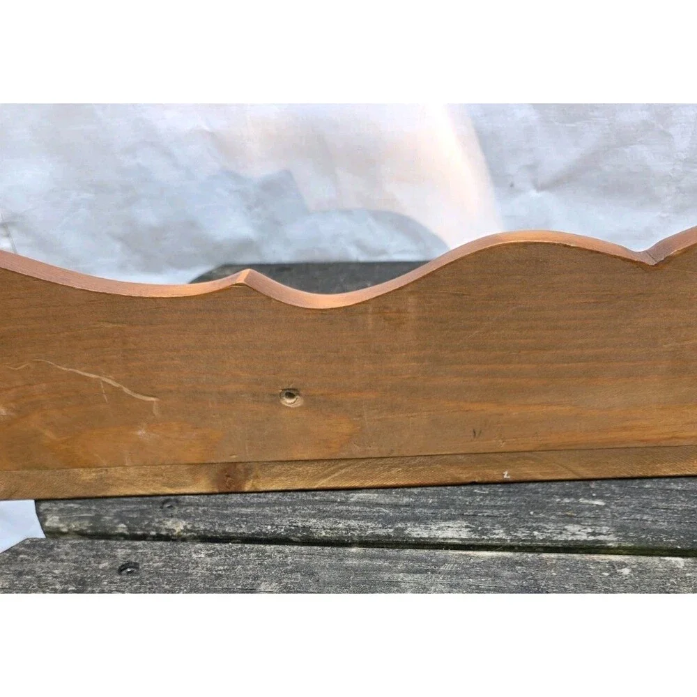 Vintage Wooden Plate Rail Wall Shelf – Decorative Scalloped Apron 36